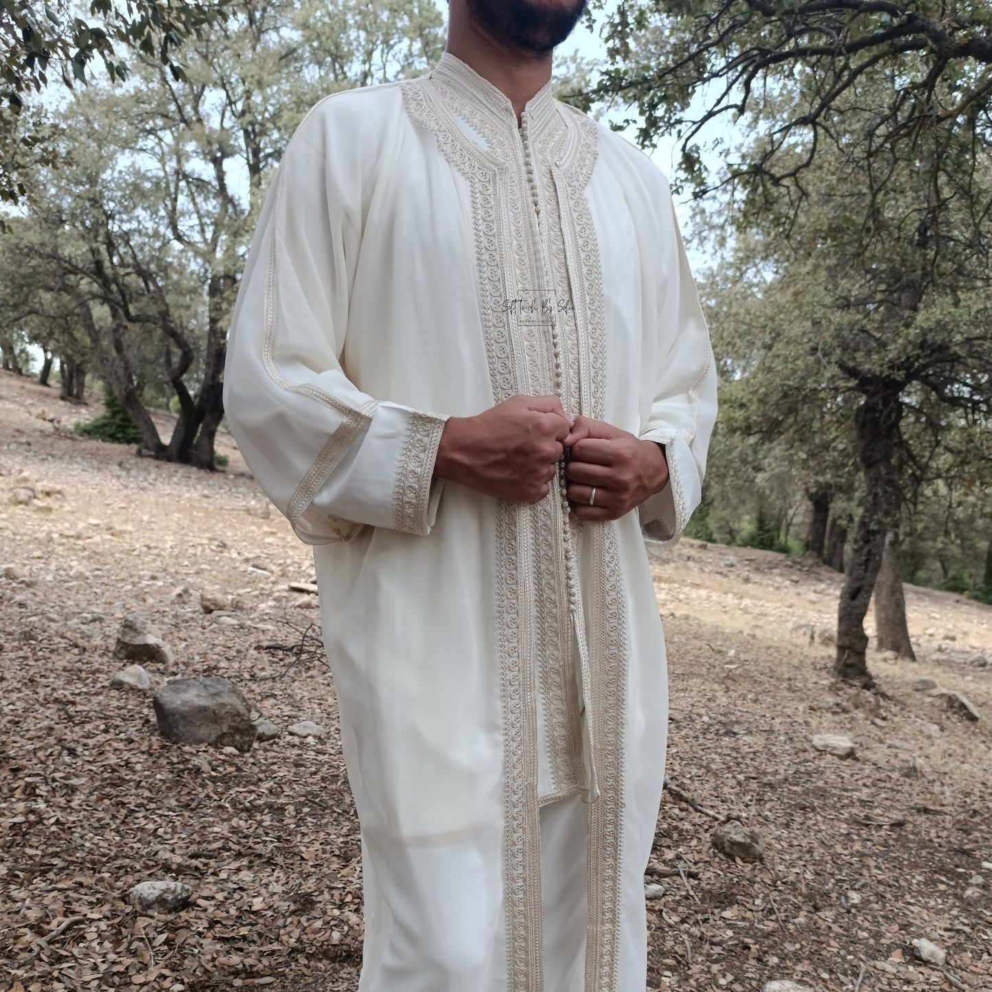 Embroidered Beige Moroccan Jabador