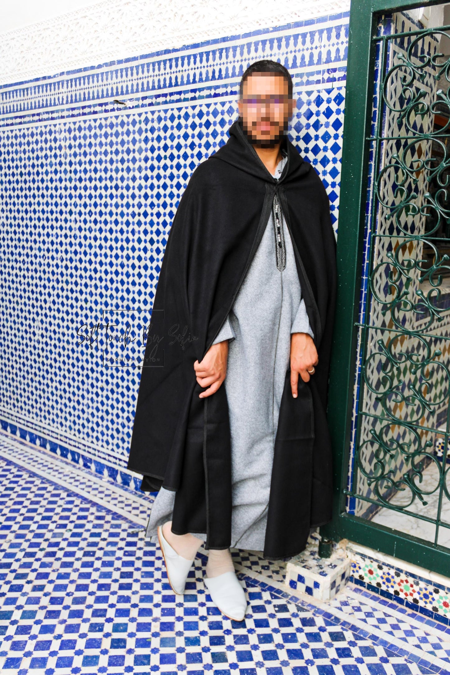 Hooded winter cloak with hood